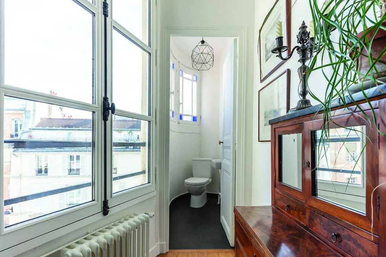 Historical Apartment - Odeon, Rive Gauche - 170 M2 Paris