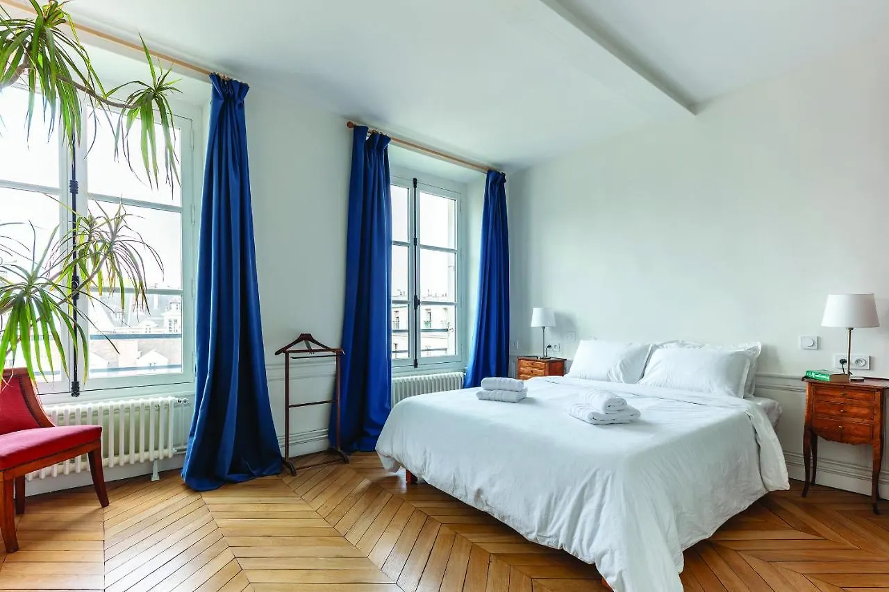 Historical Apartment - Odeon, Rive Gauche - 170 M2 Paris